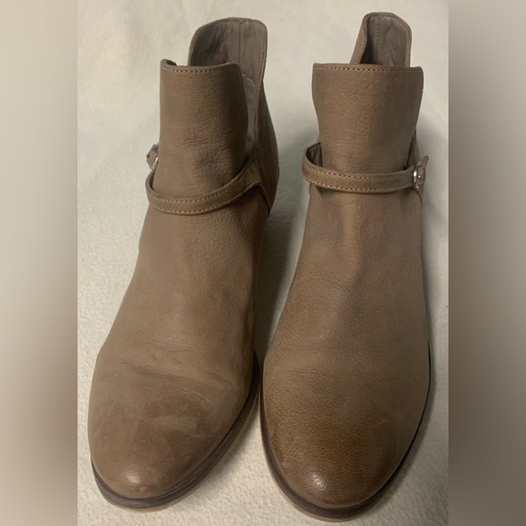 Sam Edelman Shoes - Sam Edelman Palmer G5986L8 Distressed Leather Womens Size 6 Putty Ankle Booties